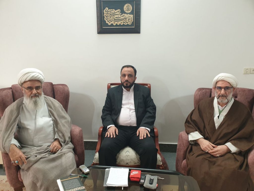 گفت و گوی علمی استاد بیابانی اسکوئی و آقای حسن میلانی